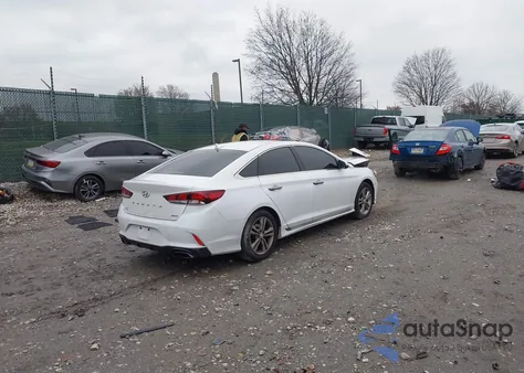 2018 Hyundai Sonata Sport+ z USA, uszkodzony, nr VIN 5NPE34AF3JH703278
